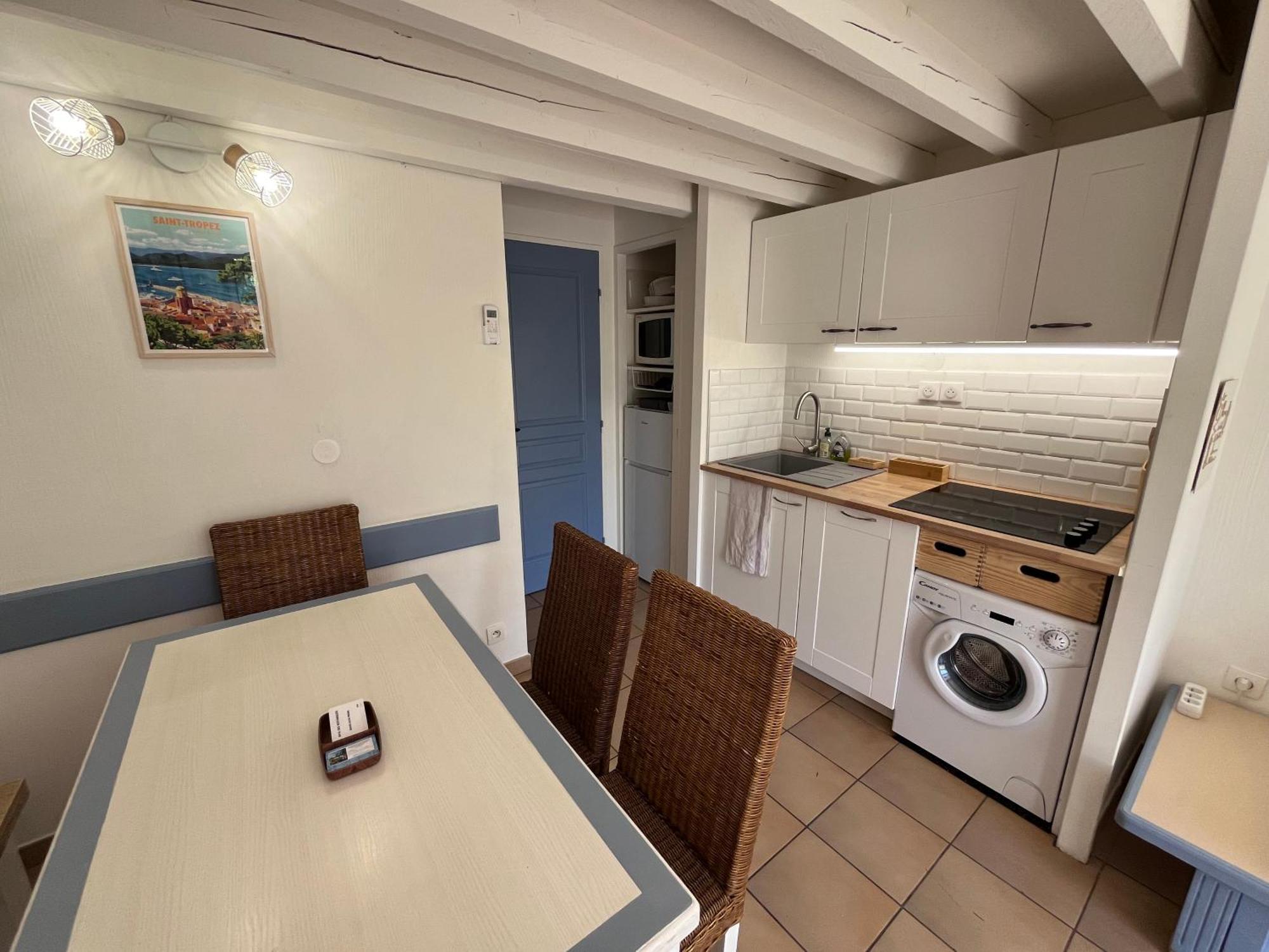 Charmant Appartement Village Restanques De Saint Tropez Grimaud Eksteriør bilde